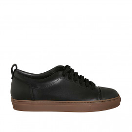 Men's laced sports shoe with captoe and removable insole in black leather - Available sizes:  37, 38, 47