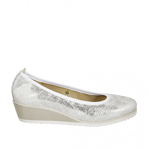 Woman's pump in silver printed laminated suede wedge heel 4 - Available sizes:  42