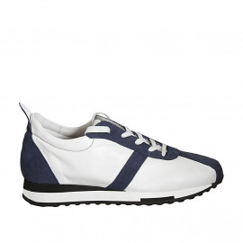 Zapato con cordones y plantilla extraible para mujer en piel blanca y gamuza azul claro cuña 3 - Tallas disponibles:  42