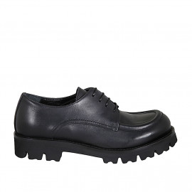 Chaussure derby à lacets pour femmes en cuir noir talon 3 - Pointures disponibles:  32, 43